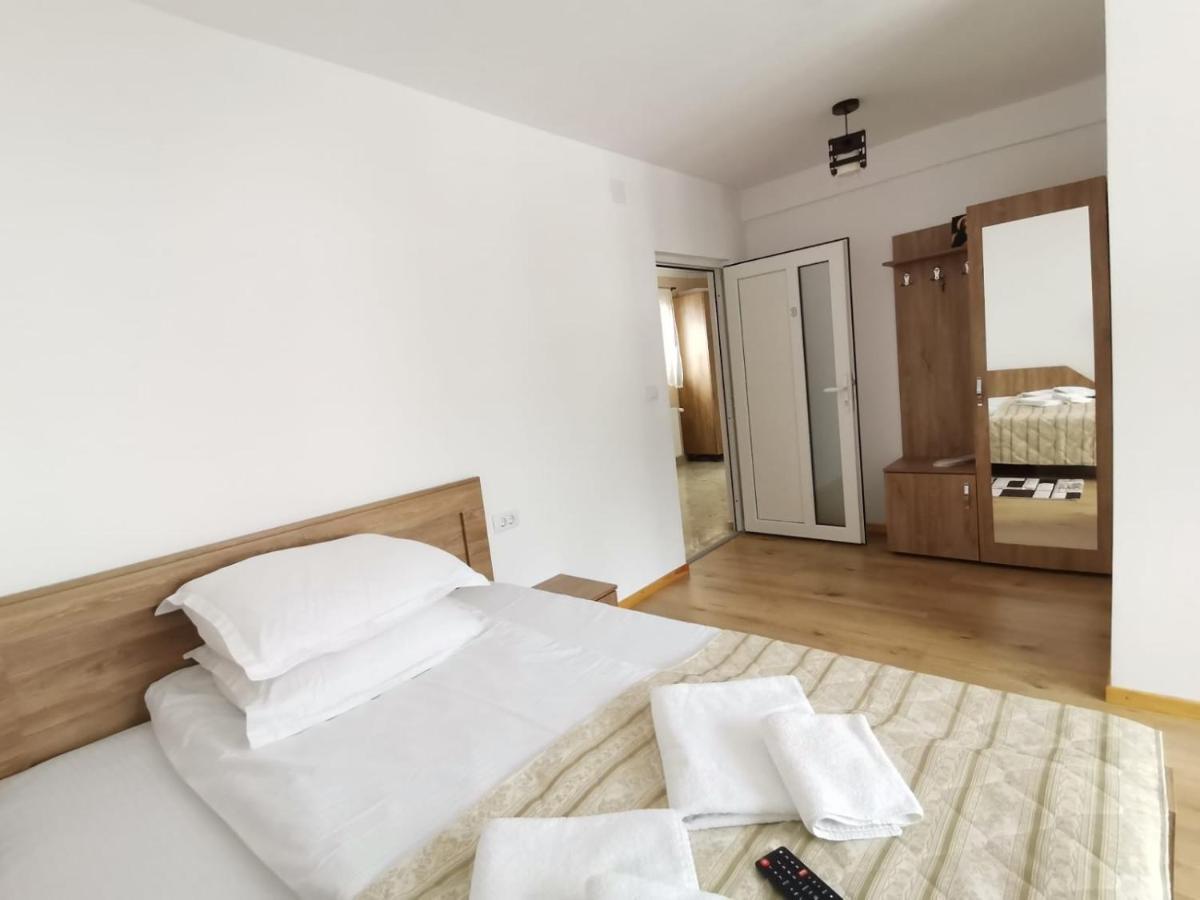 Casa Dana Olteanu Hotell Moeciu De Sus Eksteriør bilde